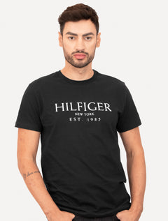 Camiseta Tommy Hilfiger | Masculina Big Logo Est.1985 Preta