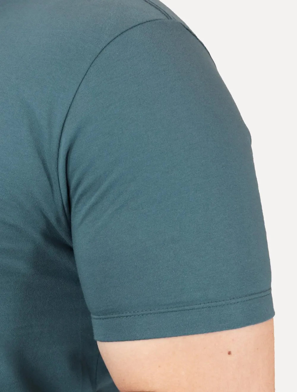 Camiseta Guess Masculina Light Icon Azul Turquesa
