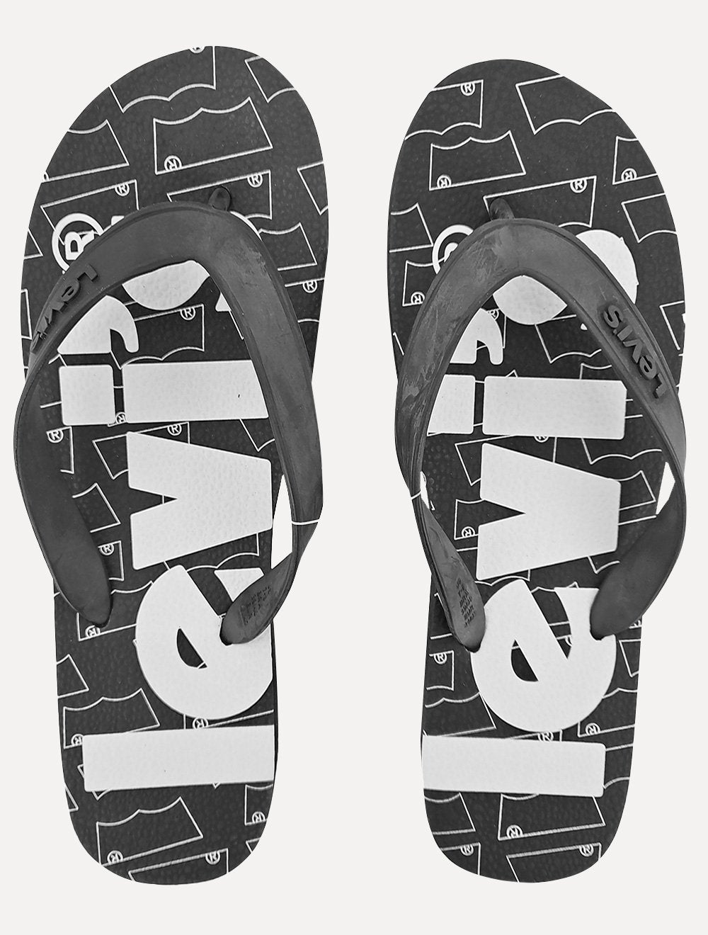 Chinelo Levis Poster Logo Preto