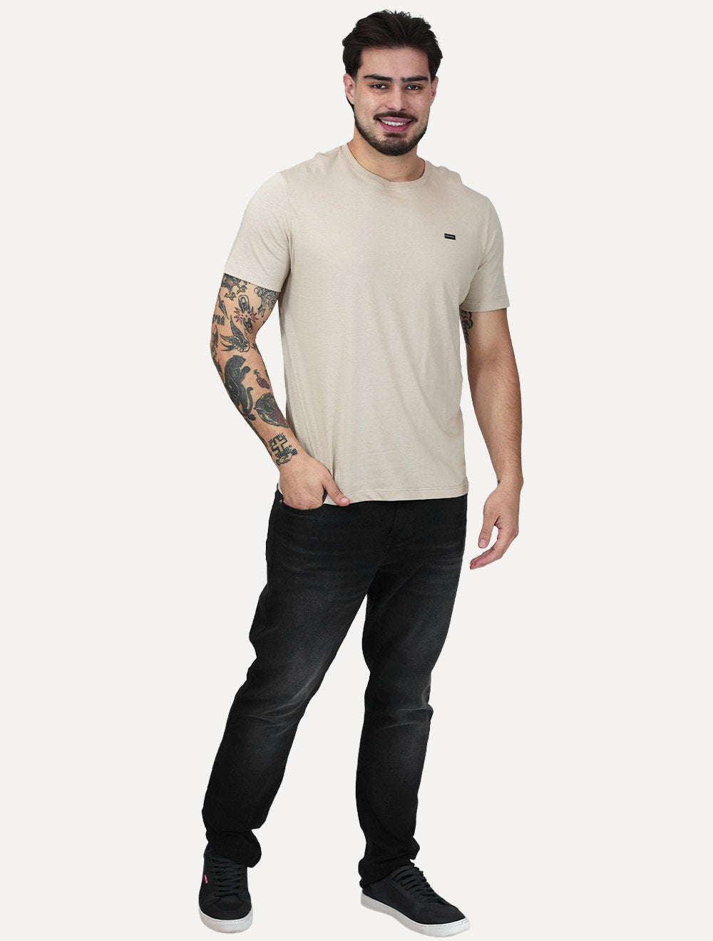 Camiseta Calvin Klein Masculina Egyption Cotton Rubber Patch Cáqui Claro