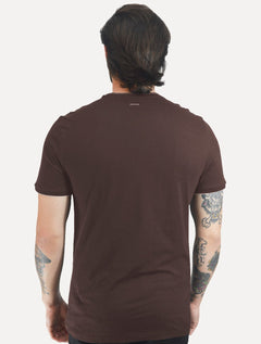 Camiseta Aramis Masculina Grey Friso Gola Mono Logo Marrom Escuro