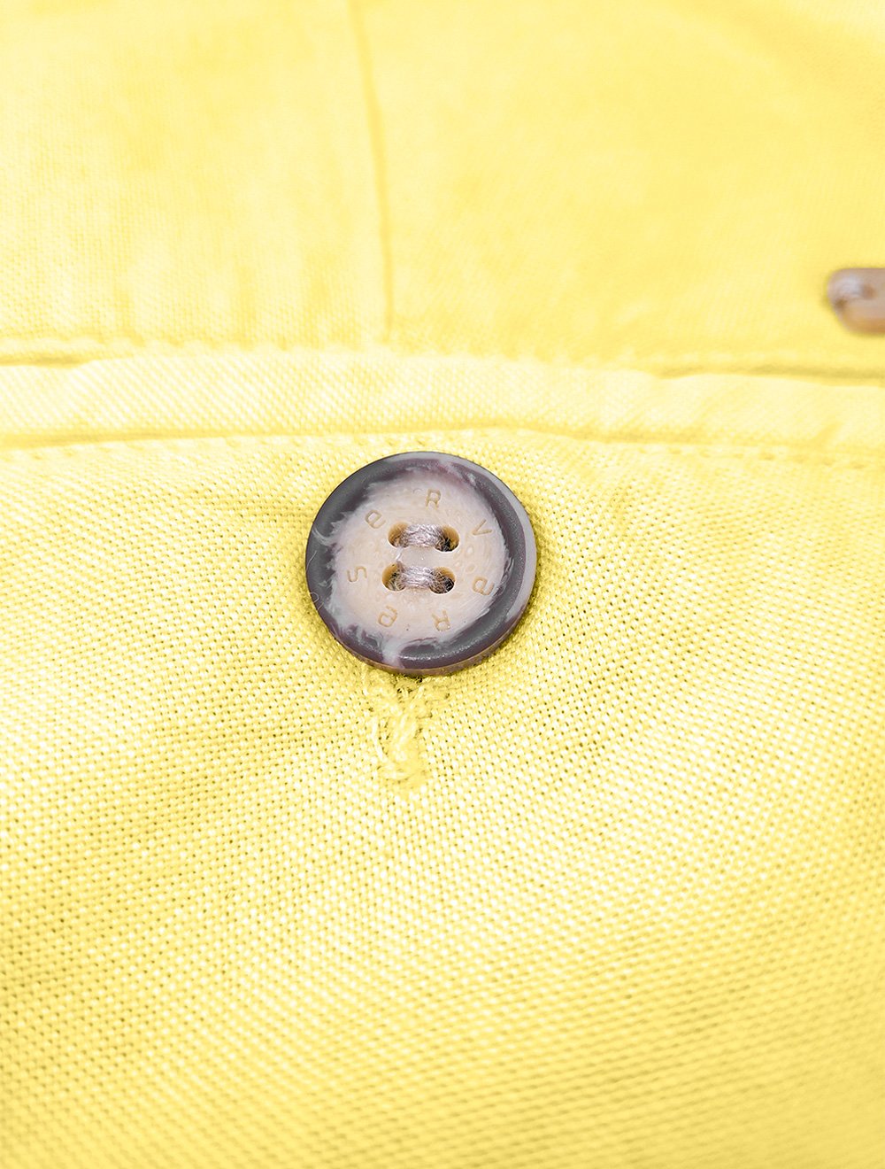 Bermuda Reserva Masculina Eco Viscose Lisa Amarela