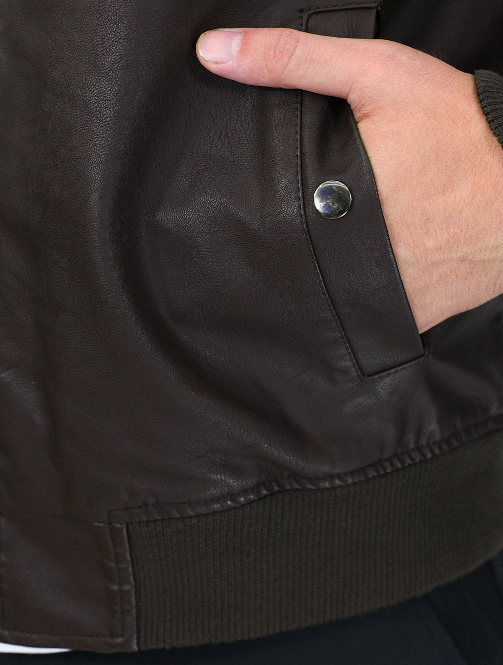 Jaqueta Dixen PU Bomber Capuz Zíper Frontal Marron
