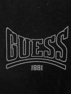 Camiseta Guess Masculina Arc Silk Chess Logo Preta
