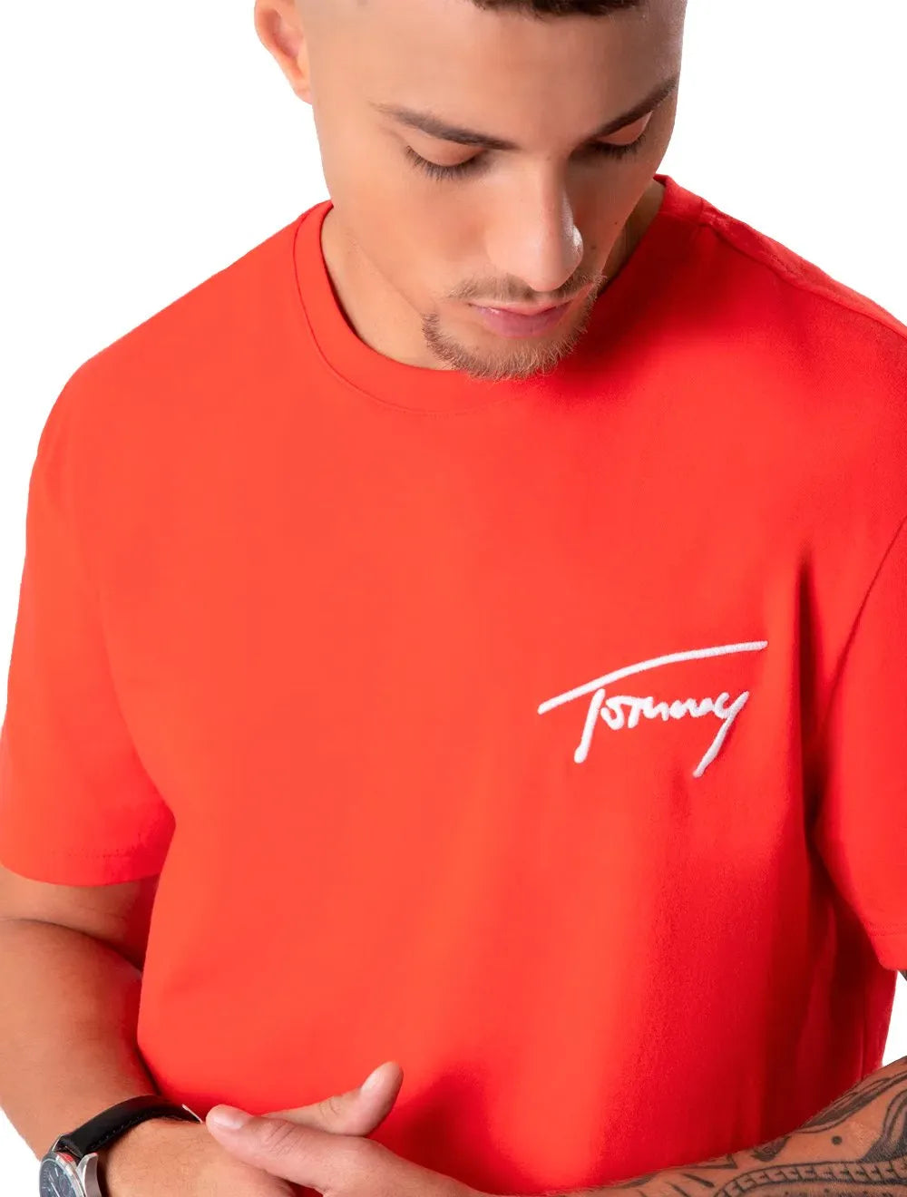 Camiseta Tommy Jeans Masculina Embroidered Signature Vermelha