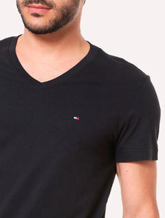 Camiseta Tommy Hilfiger Masculina Essential V-Neck Preta
