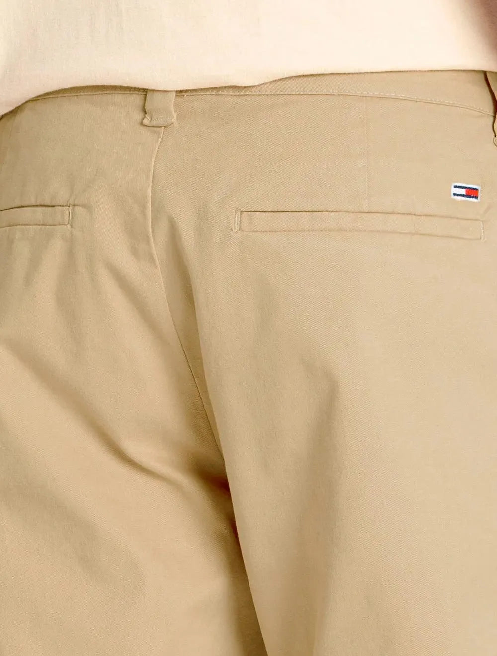 Calça Tommy Jeans Sarja Masculina Chino Scanton Cáqui