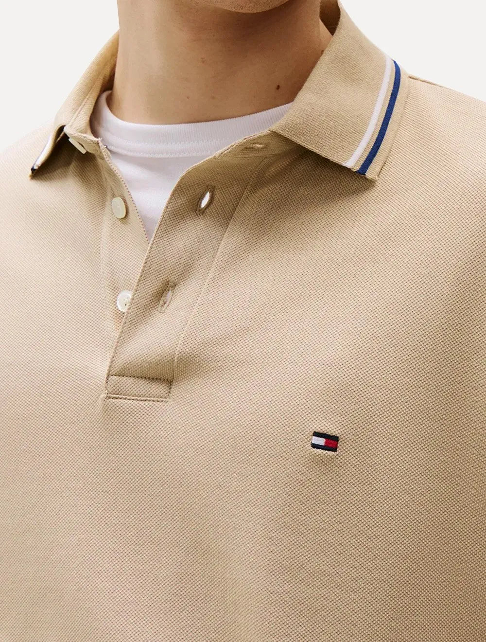 Polo Tommy Hilfiger Masculina Malha Liquid Cotton Seasonal Caqui