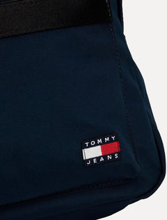 Mochila Tommy Jeans Daily Dome Azul Marinho
