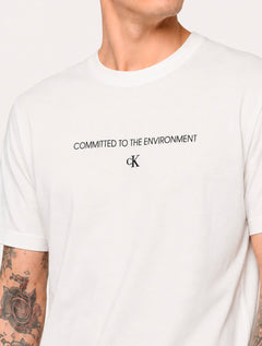 Camiseta Calvin Klein Jeans Masculina Committed to the Environment Branca