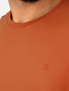 Camiseta Individual Masculina Comfort Logo Laranja Médio