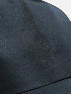 Boné Calvin Klein Masculino Swim Vertical Logo Azul Marinho