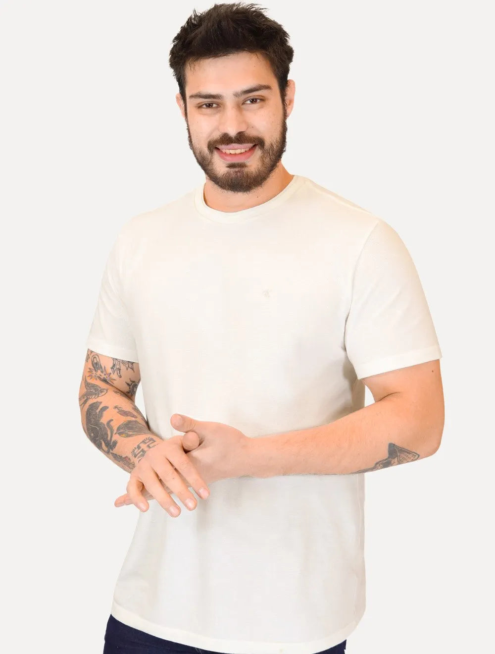 Camiseta Calvin Klein Jeans Masculina Gola Dupla CK Logo Off White