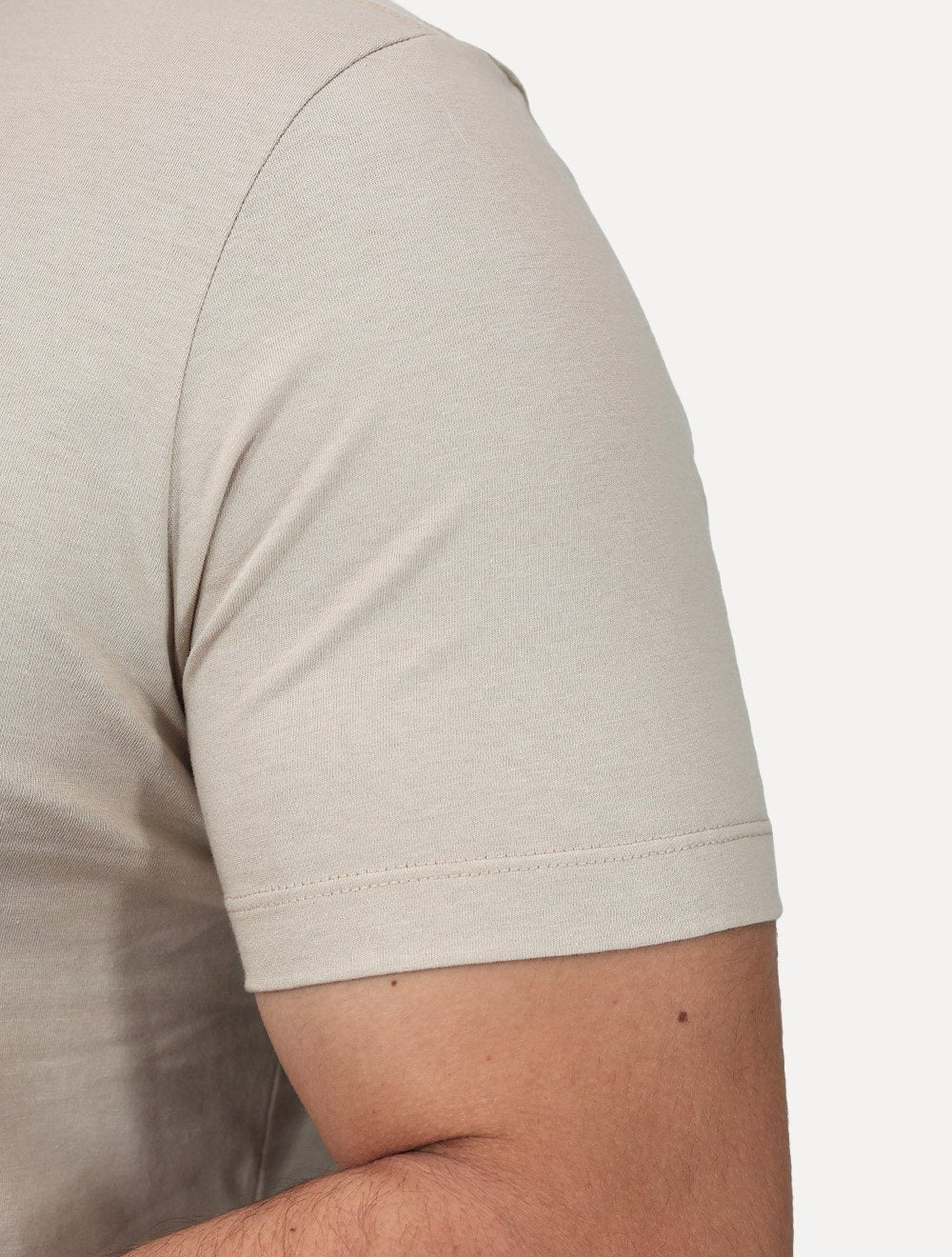 Camiseta Calvin Klein Masculina Egyption Cotton Rubber Patch Cáqui Claro