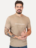 Camiseta Calvin Klein Jeans Masculina Embossed Logo Caqui Médio