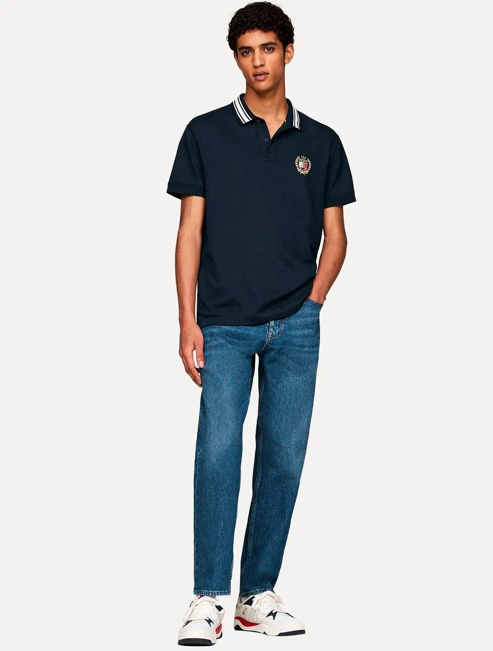 Polo Tommy Jeans Masculina Regular Piquet Varsity Logo Azul Marinho