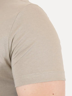 Camiseta Calvin Klein Jeans Masculina Egyptian Cotton CK Rubber Badge Cáqui Médio