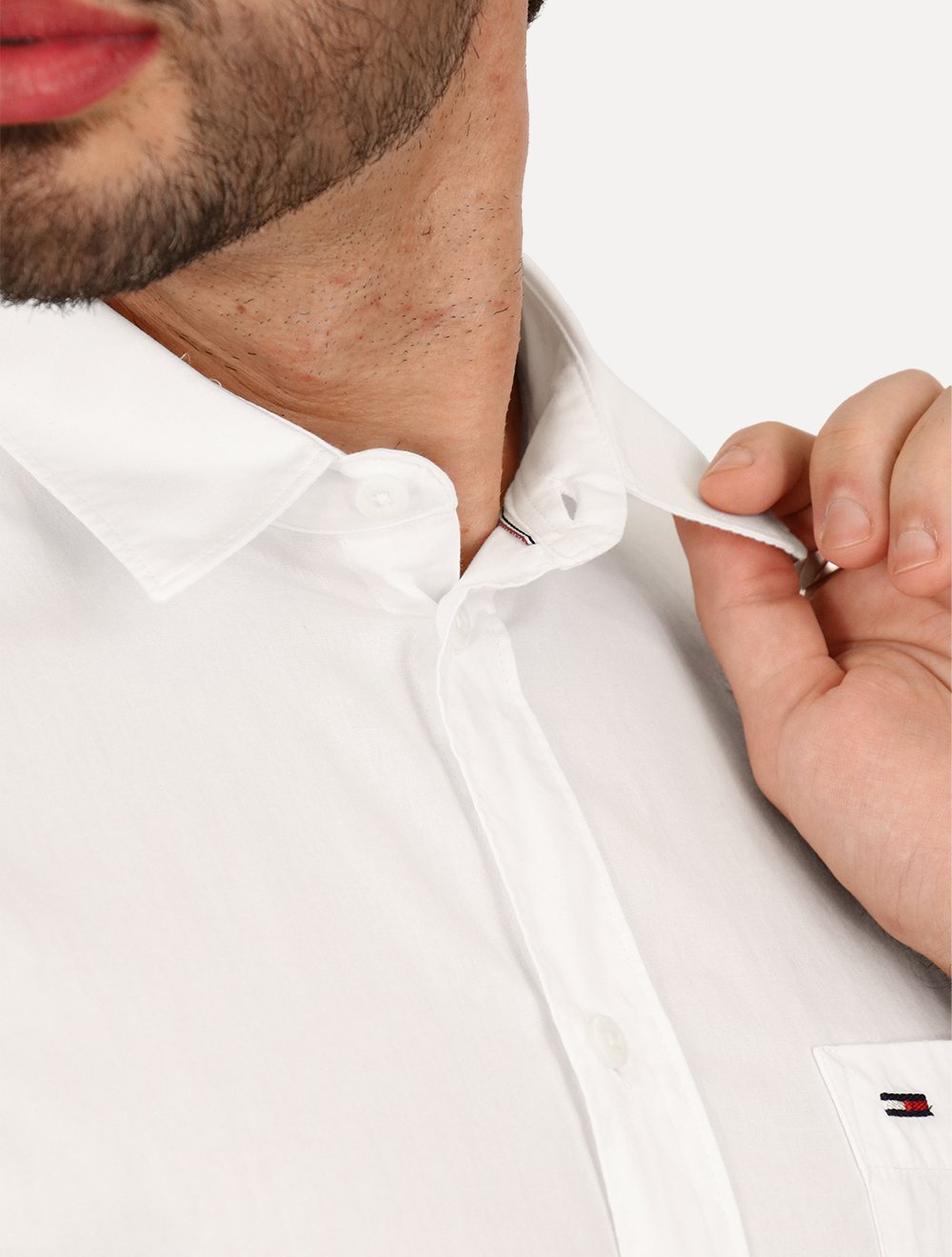 Camisa Tommy Jeans Masculina Regular Manga Curta Solid Poplin Branca