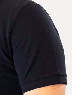 Polo Guess Masculina Piquet Friso Bordado Cursivo Azul Marinho