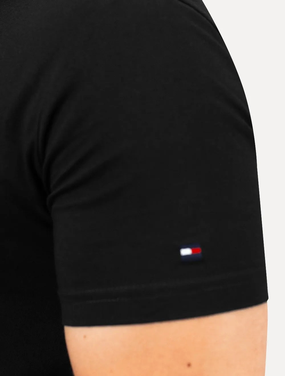 Camiseta Tommy Hilfiger Masculina Core Logo Tee Preta