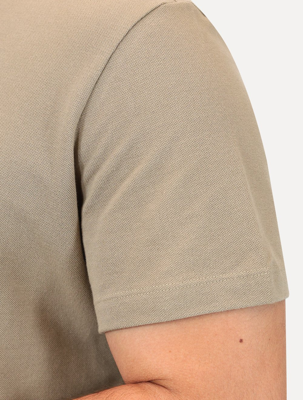 Camiseta Calvin Klein Masculina Piquet Rubber Patch Mono Logo Cáqui Médio