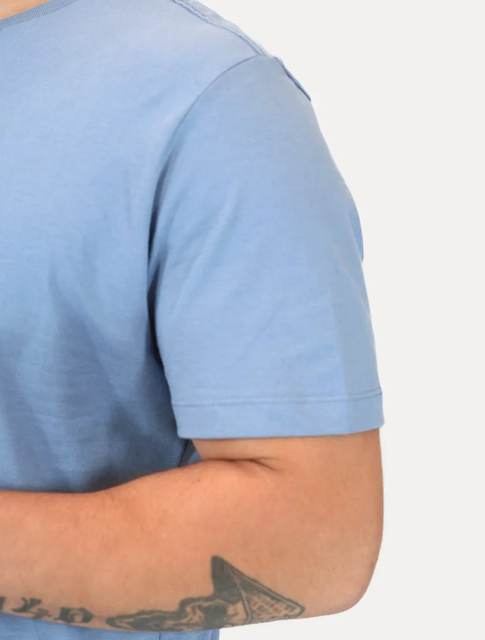 Camiseta Aramis Masculina Basic Lisa Mono Icon Azul Médio