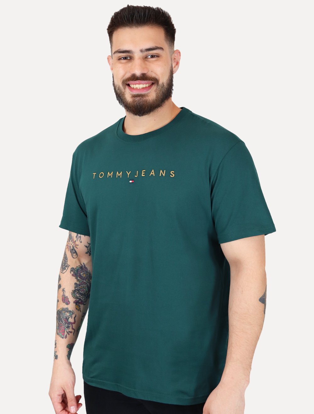 Camiseta Tommy Jeans Masculina Core Linear Gold Logo Verde