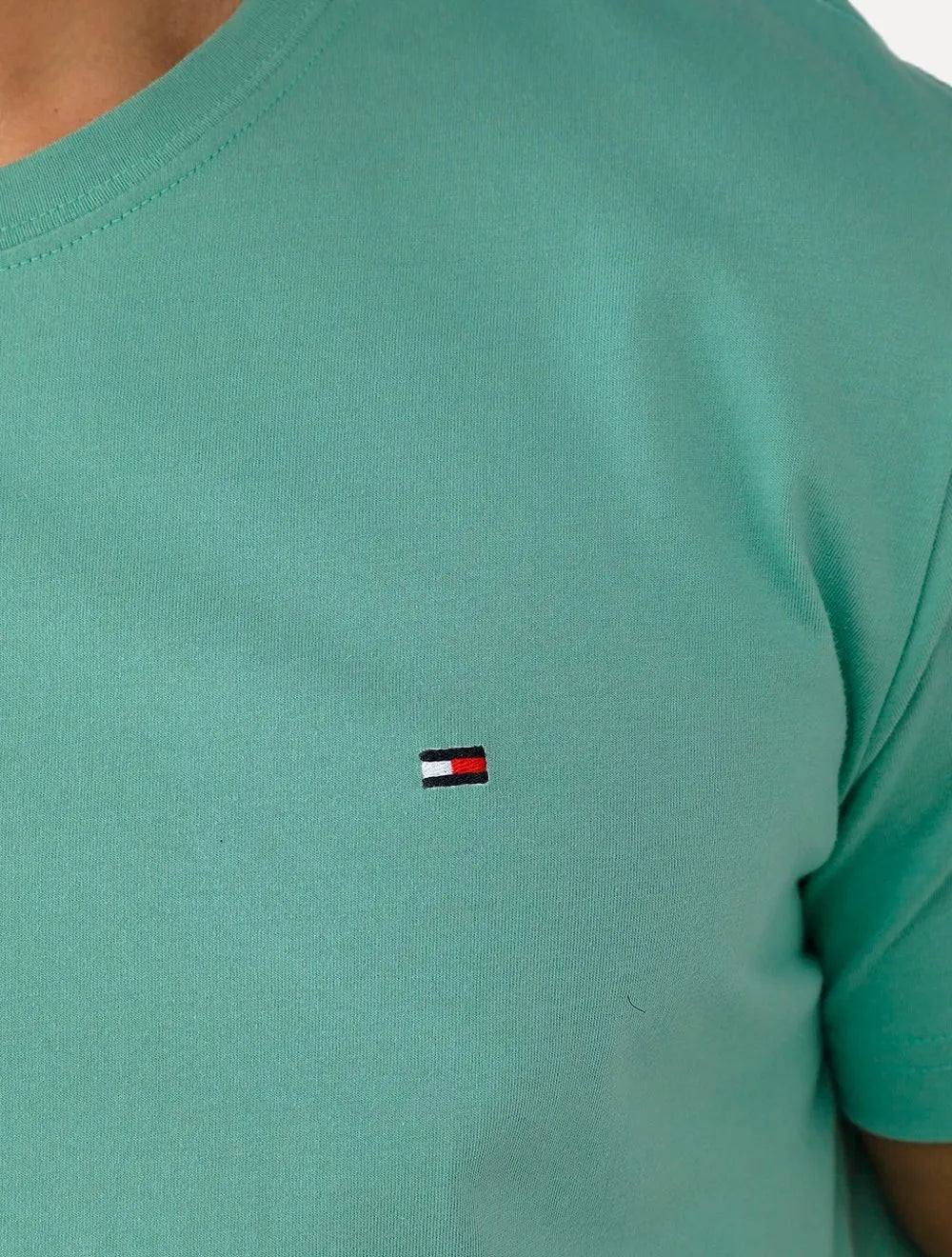 Camiseta Tommy Hilfiger Masculina Essential Cotton Azul Turquesa