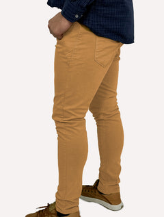 Calça King & Joe Sarja Masculina Slim Jogger Tinturada Marrom Claro