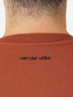 Camiseta Von der Volke Masculina Origineel Velvet Dark Lion Terracota
