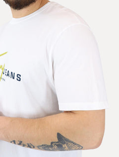 Camiseta Tommy Jeans Signature NY Center Branca