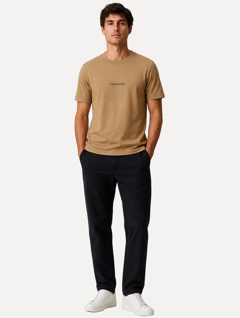 Camiseta Calvin Klein Masculina Institutional Logo Marrom