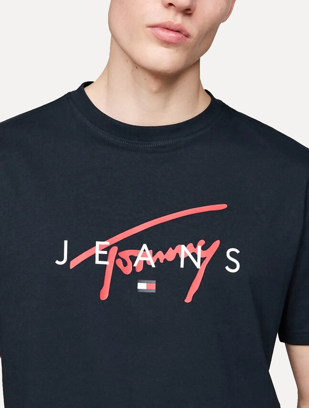 Camiseta Tommy Jeans Masculina Regular Signature Twist Logo Tee Azul Marinho