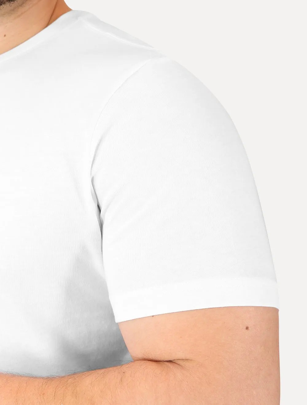 Camiseta Calvin Klein Jeans Masculina CK Bordado Peito Branca