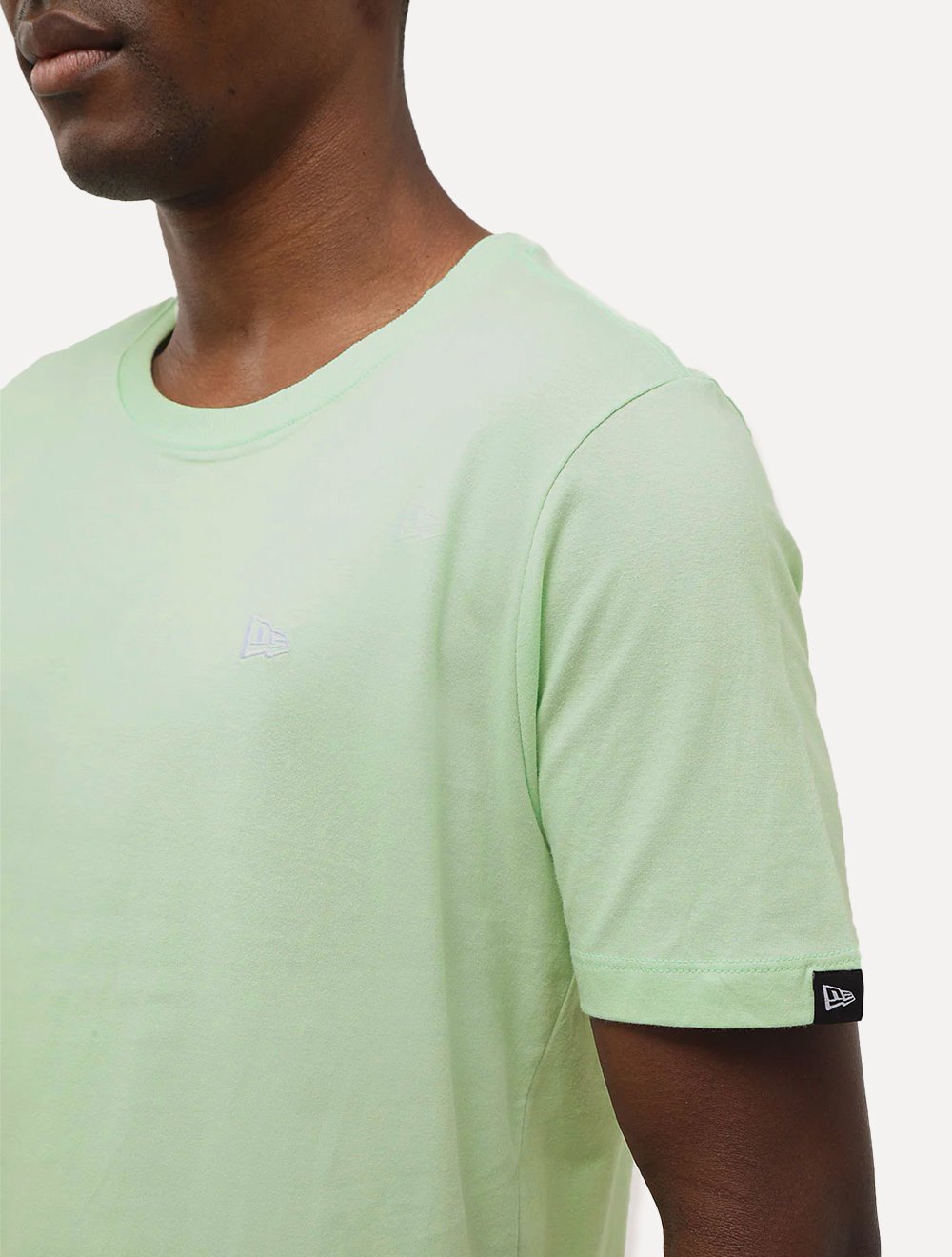 Camiseta New Era Masculina Essentials Tri Verde Claro