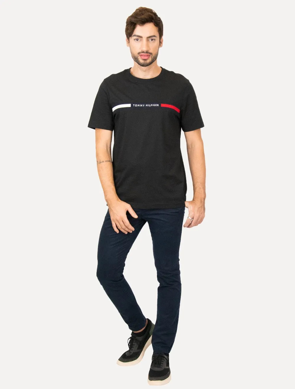 Camiseta Tommy Hilfiger Masculina Chest Insert Logo Preta
