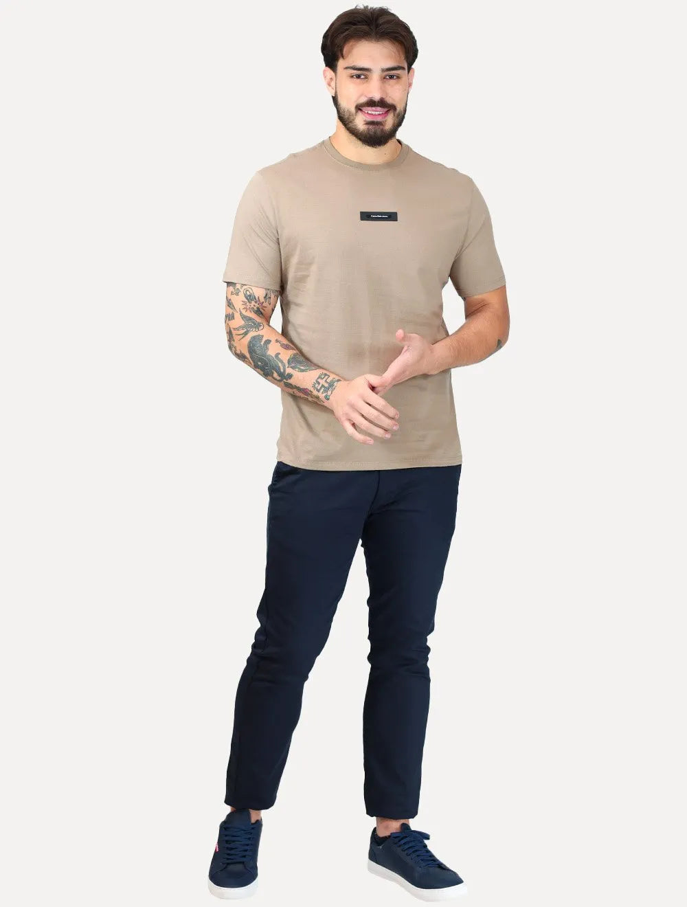 Camiseta Calvin Klein Jeans Masculina Logo Leather Center Marrom Claro