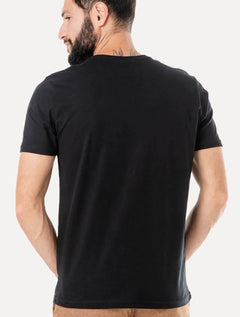 Camiseta King & Joe Masculina Slim Signature Logomania Preta