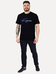 Camiseta Tommy Jeans Signature NY Center Preta