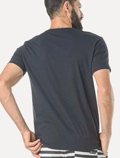 Camiseta King & Joe Masculina Slim Basic Light Logo Preta