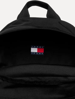 Mochila Tommy Jeans Essential Daily Daily Dome Preto