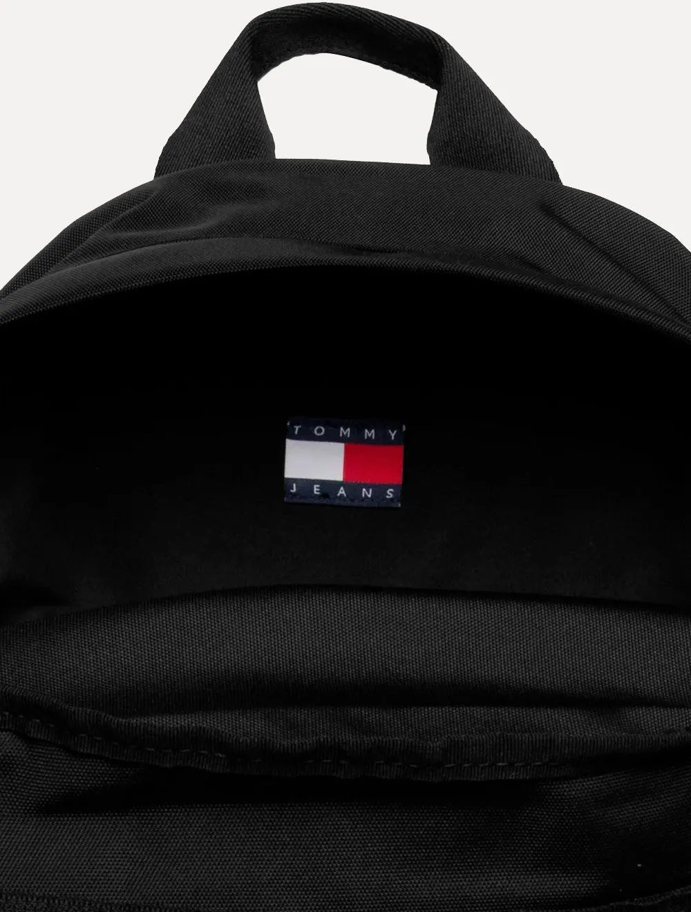 Mochila Tommy Jeans Essential Daily Daily Dome Preto