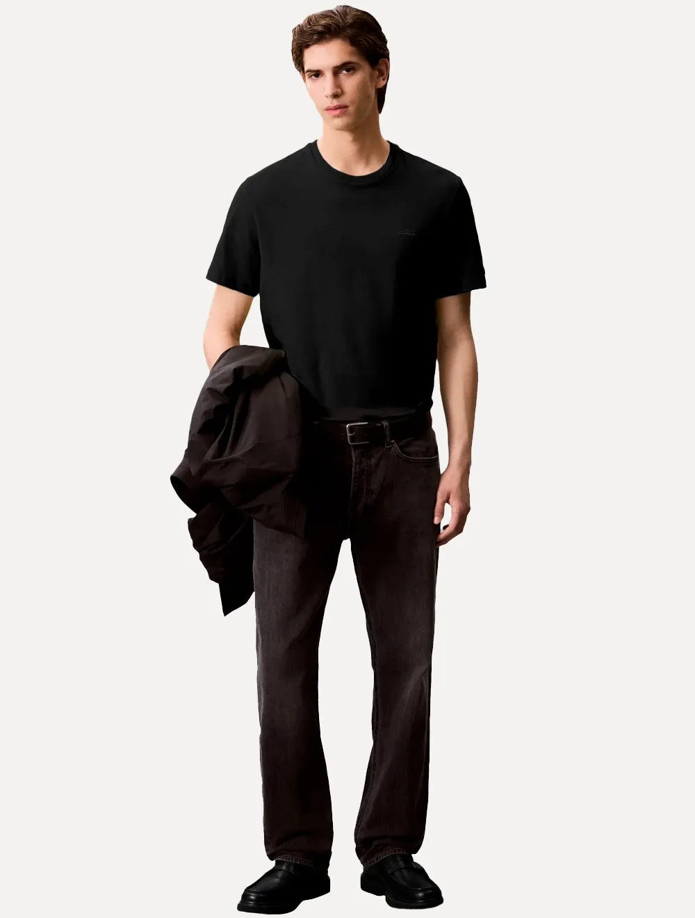 Camiseta Calvin Klein Masculina Suedine Gola Ribana Patch Logo Preta