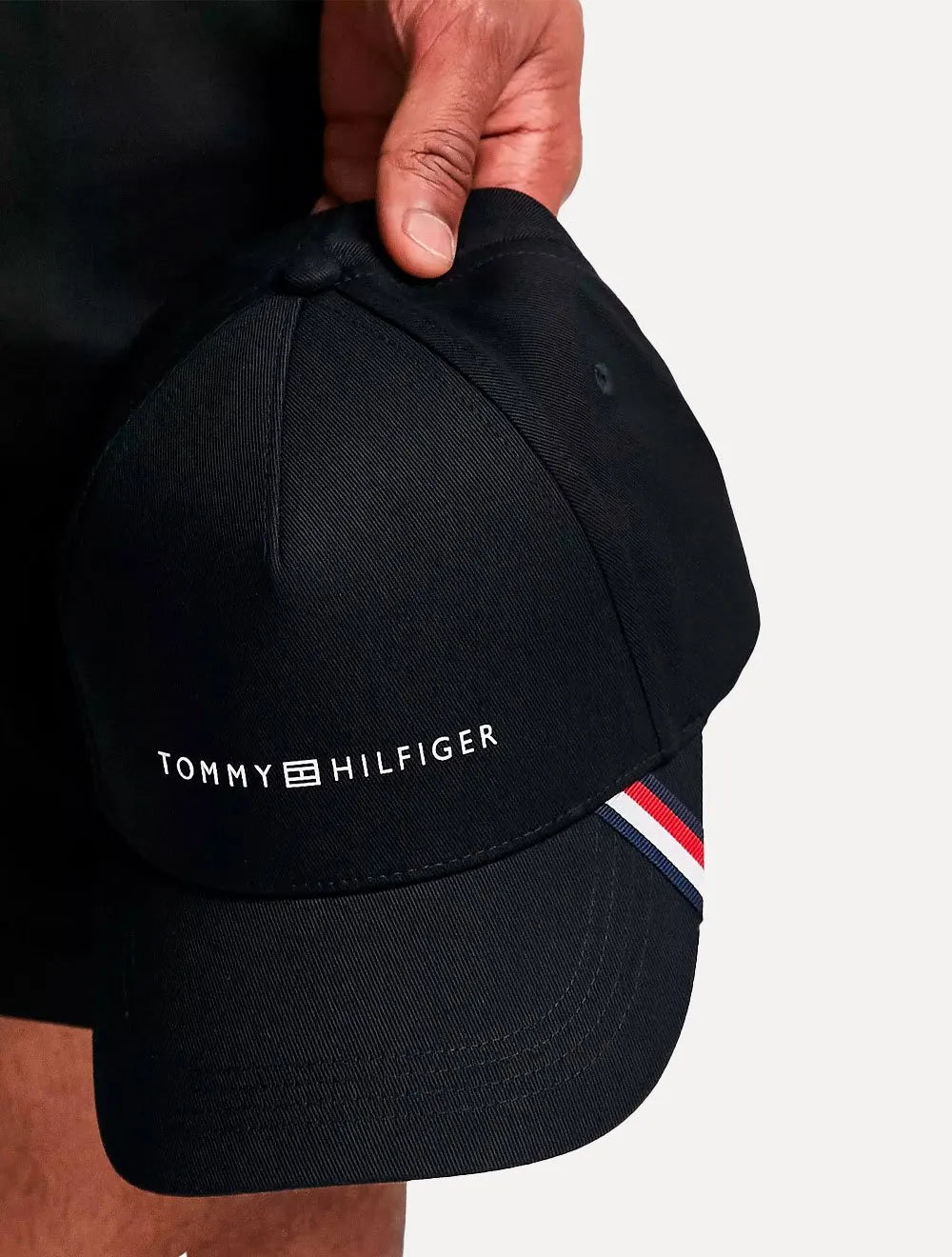 Boné Tommy Hilfiger Uptown Cap Logo Preto