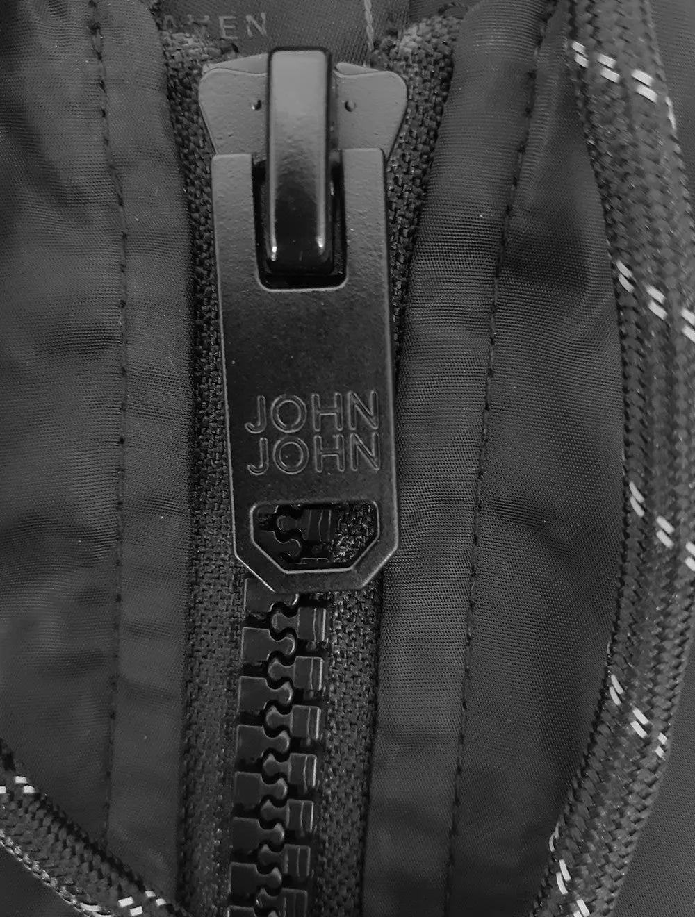 Jaqueta John John Masculina Hoodie Nylon Logo Preta