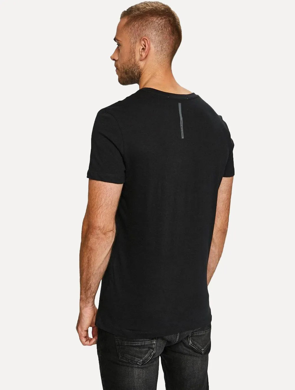 Camiseta Calvin Klein Jeans Masculina Logo Preta