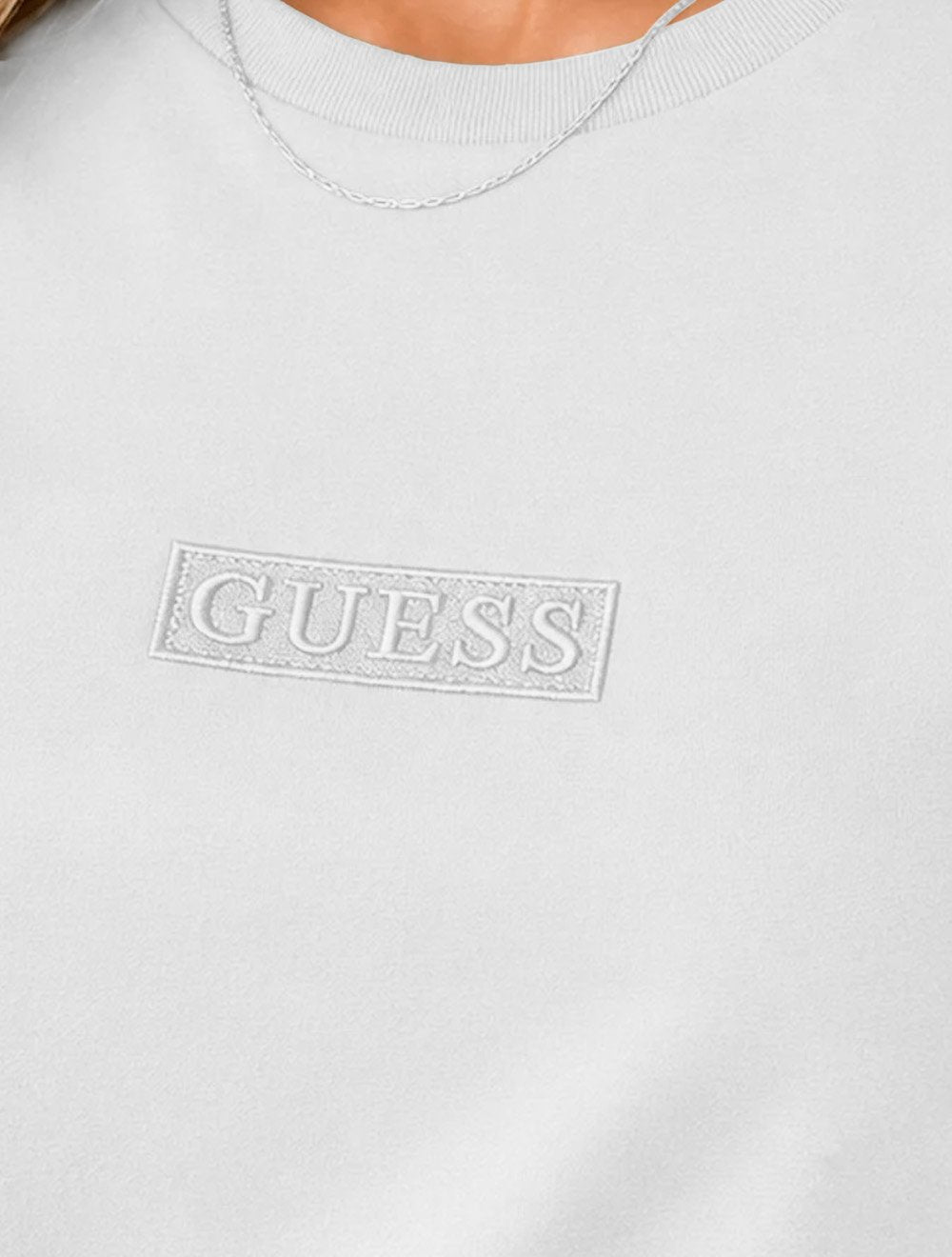Camiseta Guess Feminina Patch Small Logo Branca