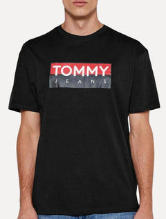 Camiseta Tommy Jeans Masculina Regular Entire Logo Preto