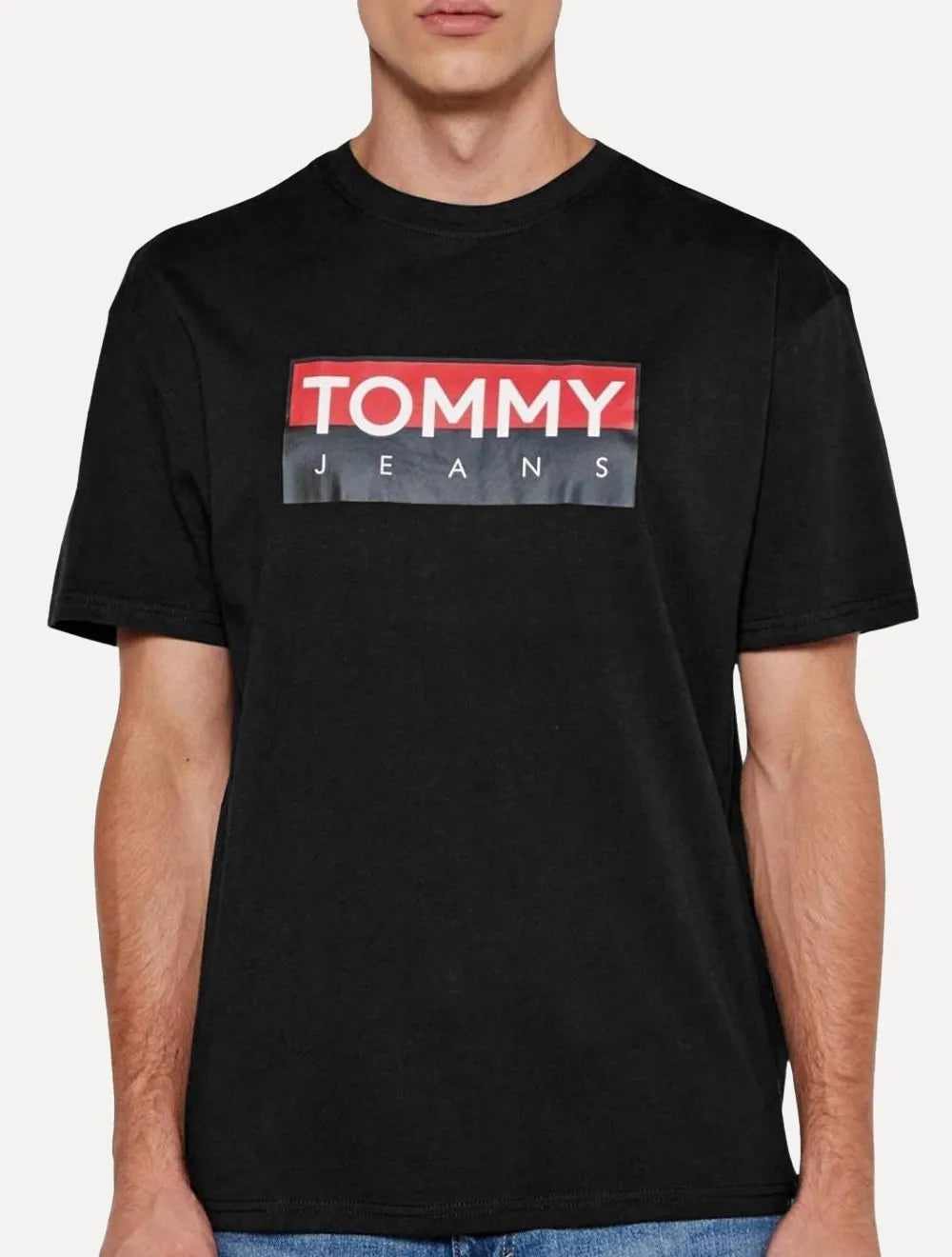 Camiseta Tommy Jeans Masculina Regular Entire Logo Preto