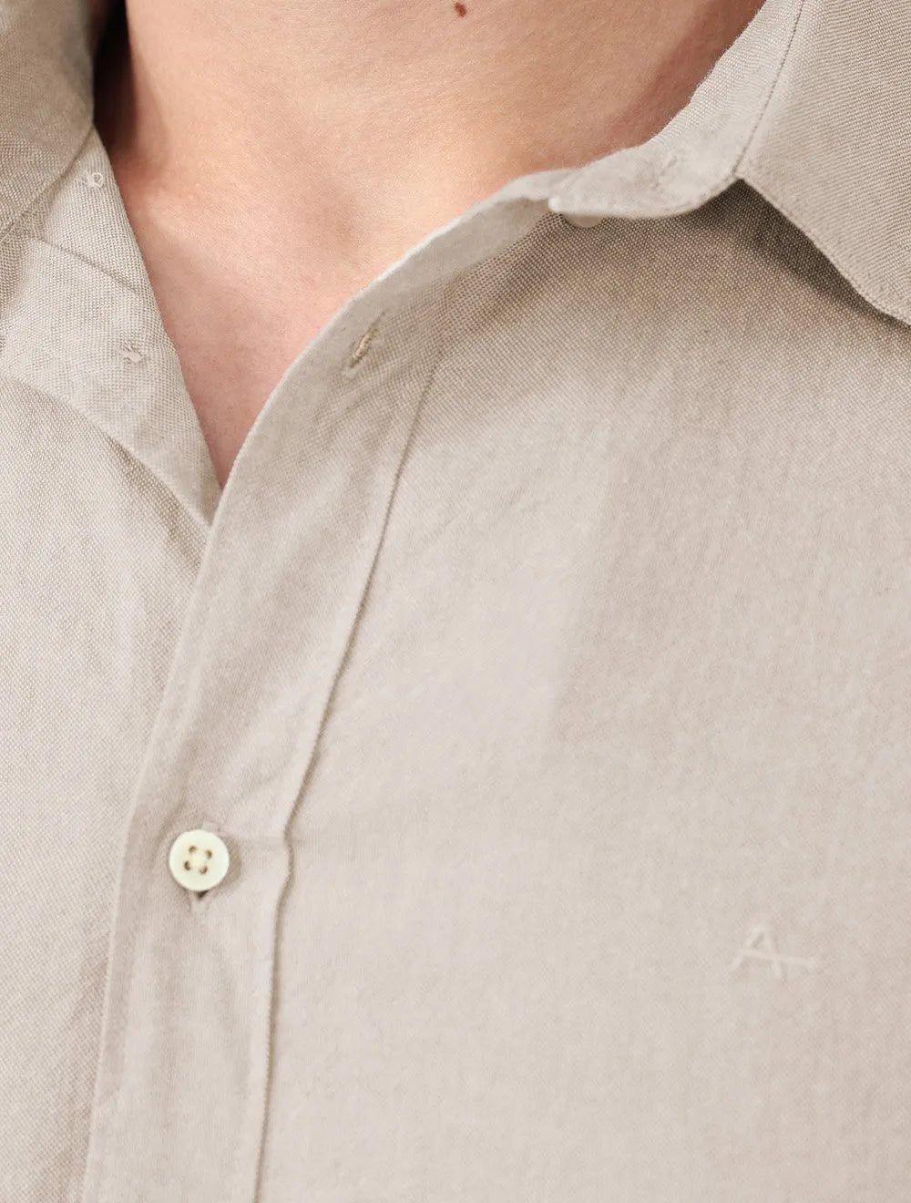 Camisa Aramis Masculina Manga Curta Slim Oxford Planalto Cáqui